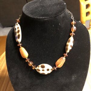 Brand new decorative necklace